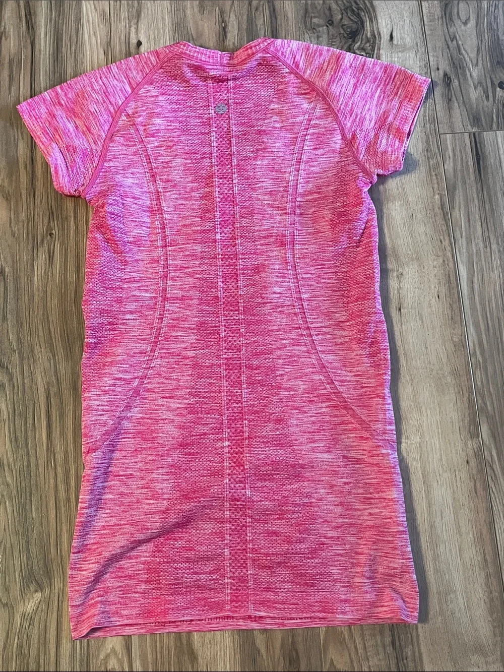 Lululemon Pink Swiftly - Picture 8 of 12